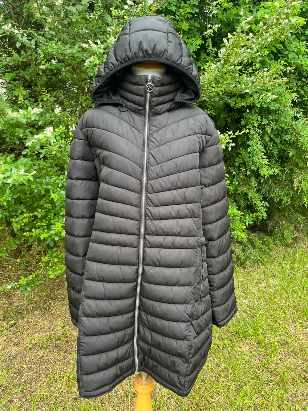 Michael Kors Chevron Quilted Hooded Full-zip Ulta Light Weight Puffer Jacket XL